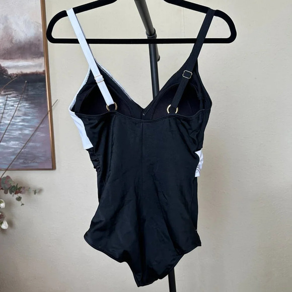Leonisa Cross-Front Contrast Graphic One-Piece Slimming Swimsuit Black NWOT XL - Picture 6 of 11
